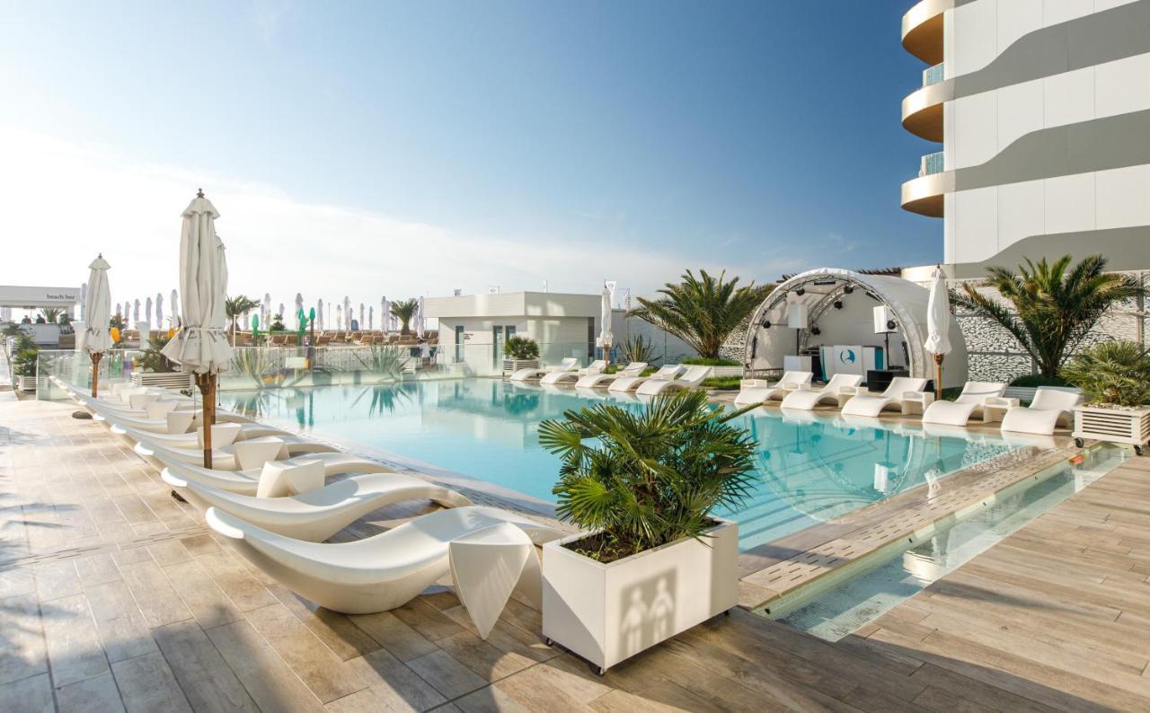 Hotel Opera Mamaia Exteriör bild