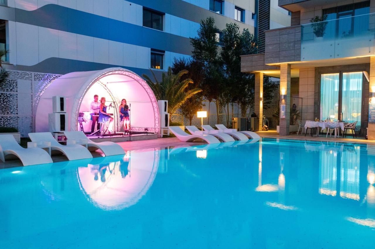 Hotel Opera Mamaia Exteriör bild