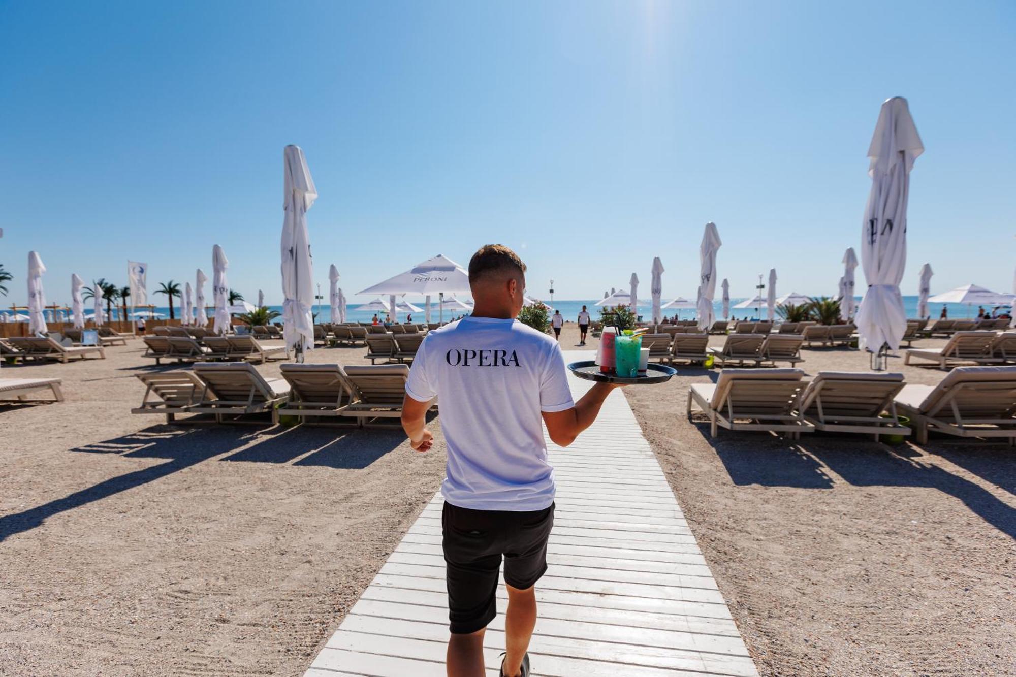 Hotel Opera Mamaia Exteriör bild